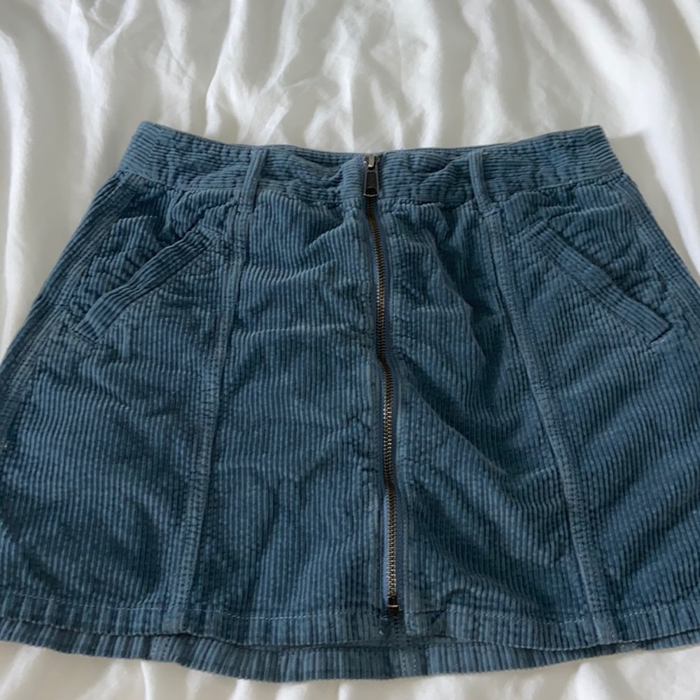 american eagle corduroy skirt